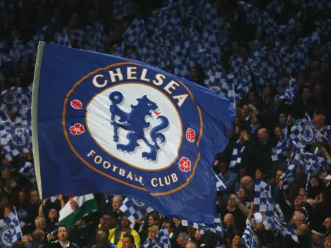 Chelsea quer contratar Raphael Varane, do United