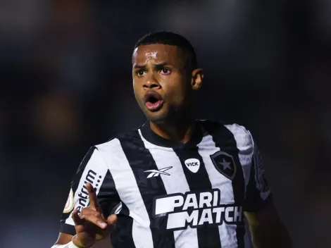 Botafogo recebeu oferta do Cruzeiro por Júnior Santos