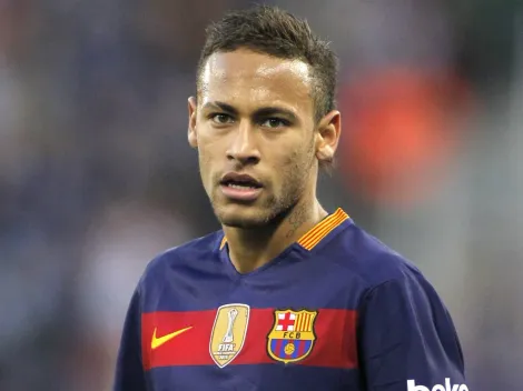 Barcelona negocia Vitor Roque com intermédio de Neymar