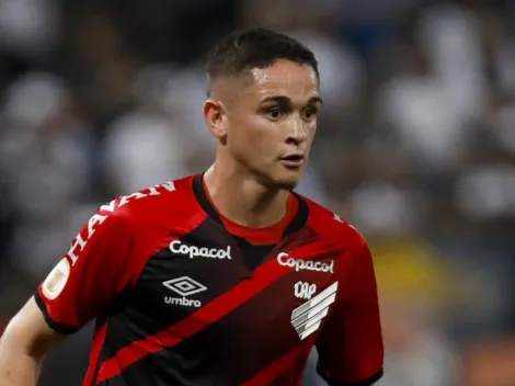 Khellven é procurado por clube do Brasileirão para assinar imediatamente