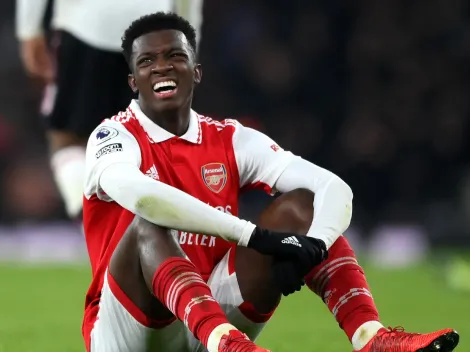 Nketiah acerta com rival do Arsenal na Premier League