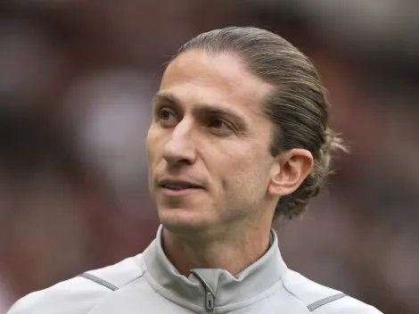 Filipe Luís prepara 2 mudanças para substituir Tite