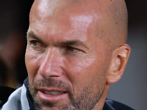 Ídolo do Real Madrid, Zidane dá sinal positivo ao Manchester United