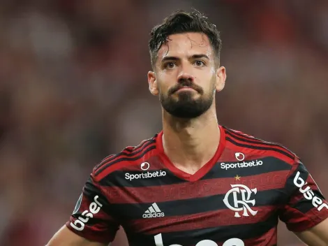 De volta ao Brasil? Pablo Marí é alvo do Corinthians