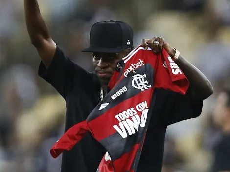 Vinícius Júnior recebe homenagem do Flamengo após derrota na Bola de Ouro