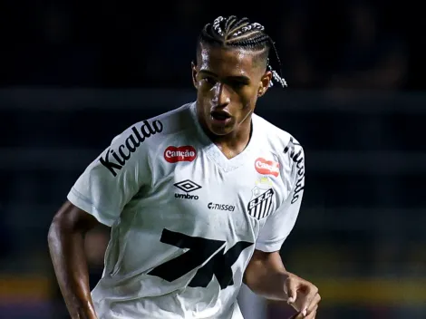 Santos foca no Brasileirão antes de negociar Souza com a Europa