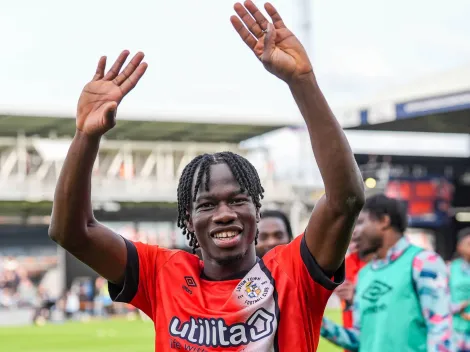 Benfica garante contratação do lateral-direito Issa Kaboré, do Manchester City