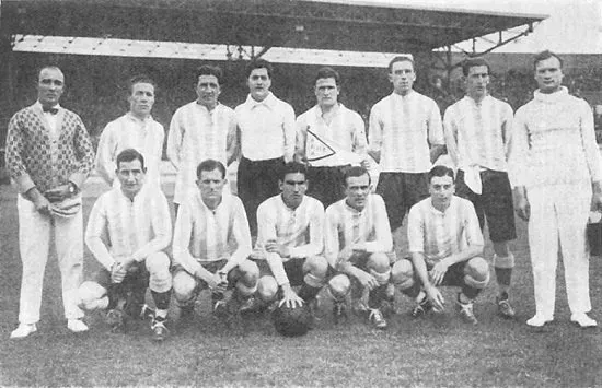 Argentina en Amsterdam 1928. Foto AFA.