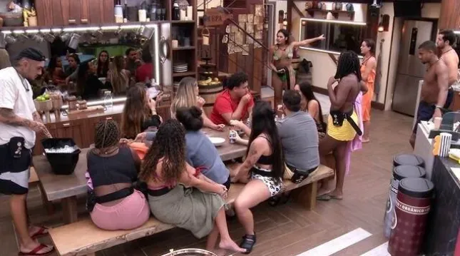 Briga generalizada após punições de Yasmin no BBB 24. Reprodução/Globo