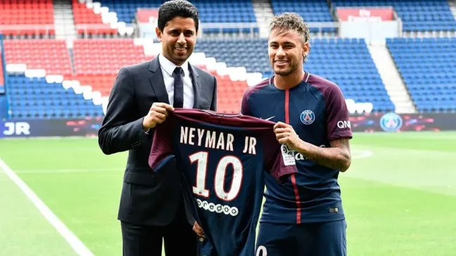 PSG pagó demasiado dinero por Neymar y Mbappé, entre 2017 y 2018.
