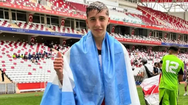 Luca Scarlato tiene altas chances de seguir su carrera en Europa tras salir de River (@lucaa.scarlato).