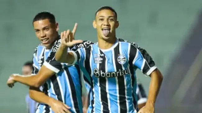 Gustavo Nunes se destacou na Copinha (Foto: Renan Jardim/Grêmio FBPA/Divulgação)