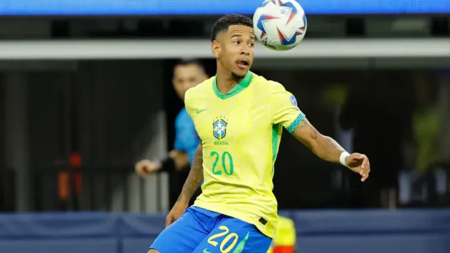 Savinho em ação nesta Copa América. (Foto: Djansezian/Getty Images)