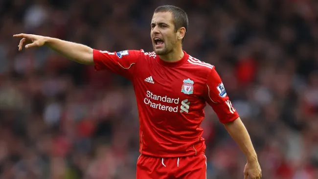 LJoe Cole em atuação pelo Liverpool, na Premier League, em 2010. Foto: Alex Livesey/Getty Images