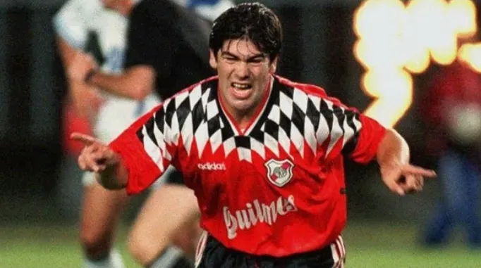 Camiseta de best sale river 1995