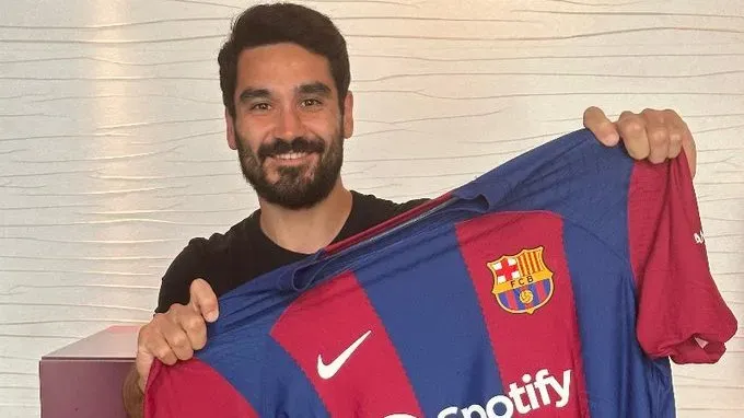Luego de su paso por el Manchester City, Ilkay Gundogan finalmente se convirtió en nuevo jugador del FC Barcelona. Twitter FC Barcelona.