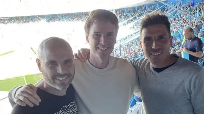 Vitali (izquierda) palpitó el Boca-Racing.