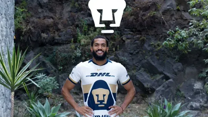 El anuncio de Juninho como nuevo futbolista de Pumas.