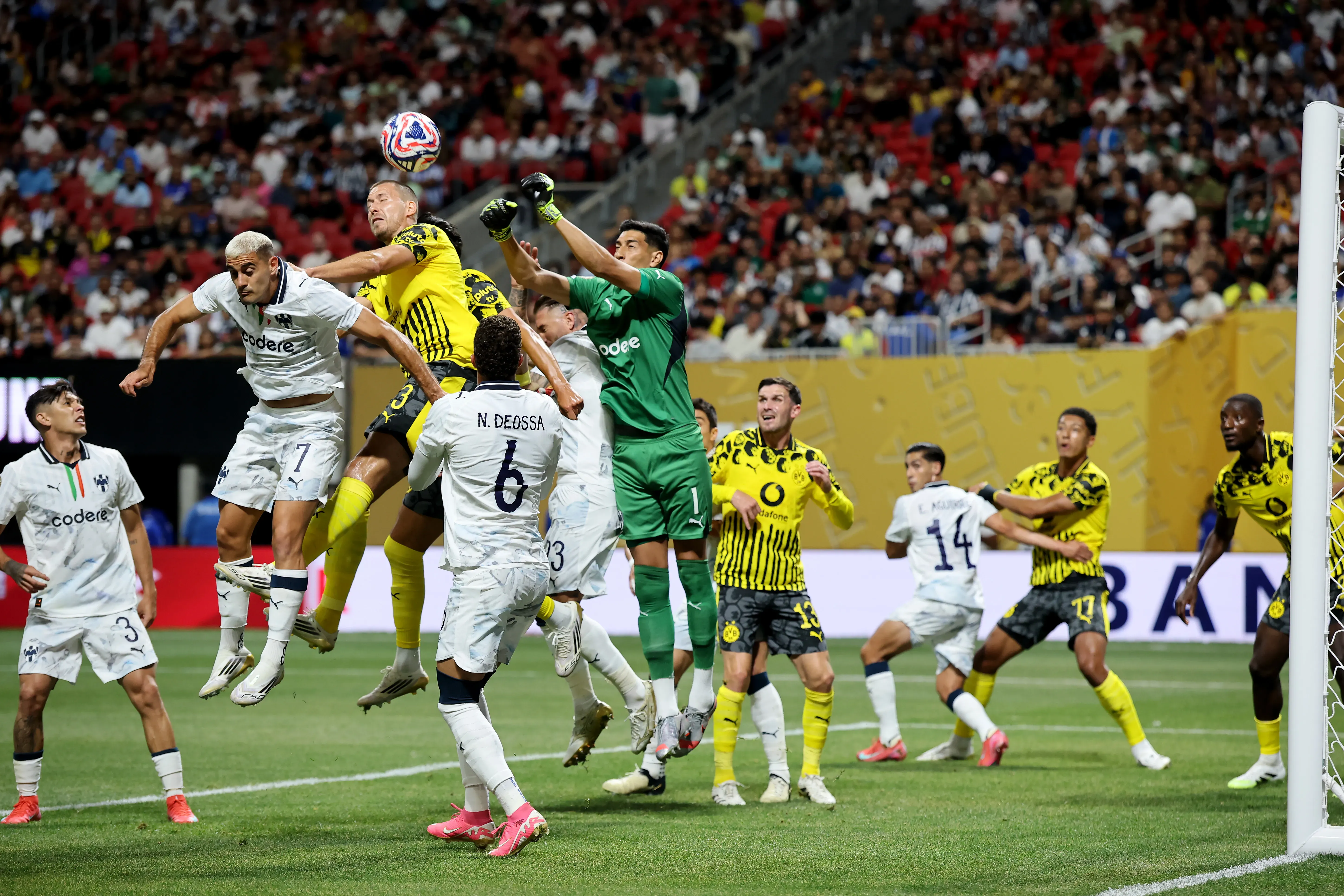 Jugó el Mundial de Clubes con el Monterrey | Getty Images