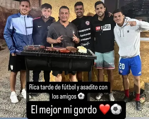 Pereyra, León, el parrillero, Campos, González y Cepeda. (Captura Instagram Los Jerrys FC).