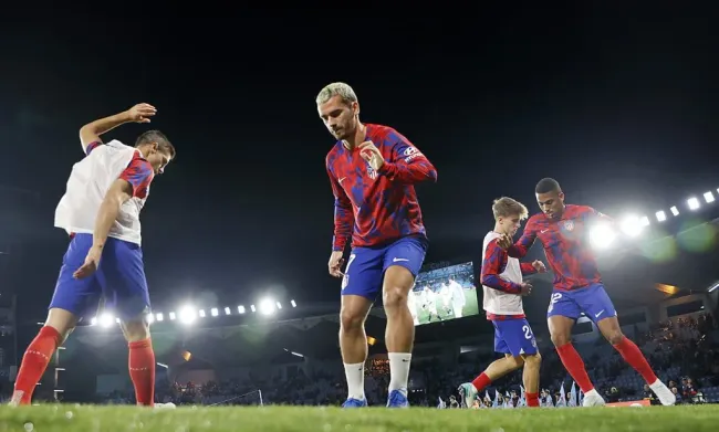 Griezmann en el precalentamiento. (Foto: Atleti)
