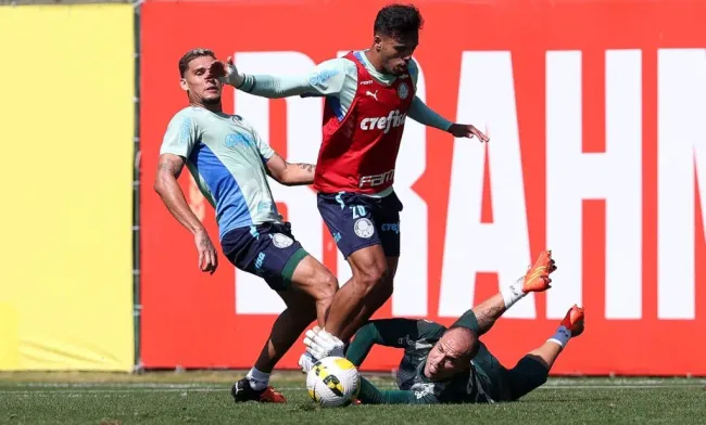 Gabriel Menino e Marcelo Lomba desfalcam Palmeiras contra Criciúma por lesões – Foto: Cesar Greco