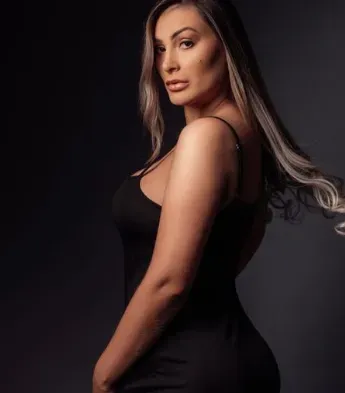 Andressa Urach é modelo e influenciadora (Reprodução/Instagram/@andressaurachoficial)