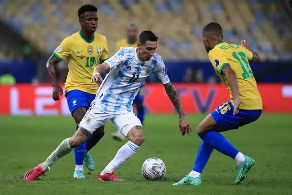 Último jogo que Brasil e Argentina fizeram no Maracanã, na final da Copa América de 2021. Buda Mendes/Getty Images.