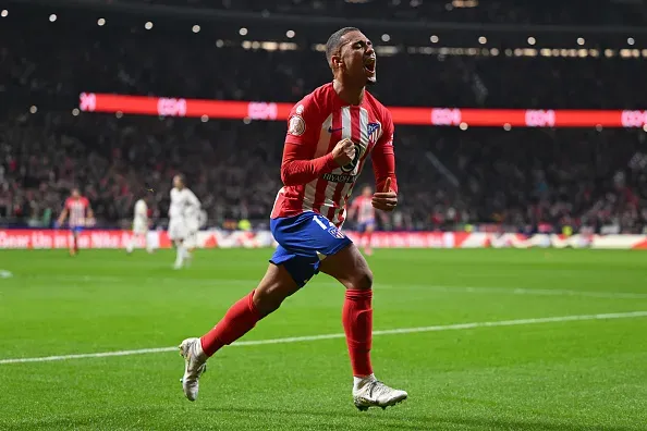 Foto: David Ramos/Getty Images – Samuel Lino se declarou ao Corinthians