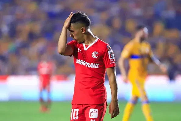 Leonardo Fernández tampoco volverá a la plantilla de los Diablos Rojos del Toluca. Foto: Getty Images