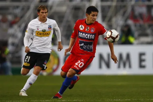 En el 2010 fue debut y despedida para Colo Colo en la Copa Sudamericana. ¿El rival? El Universitario de Sucre de Bolivia. | Foto: Getty Images.