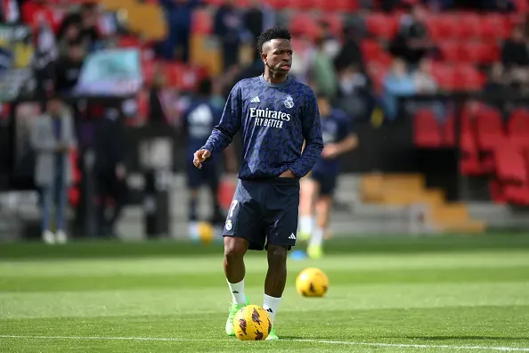 Vinícius Júnior torce pela chegada de Mbappé. Foto: Denis Doyle/Getty Images