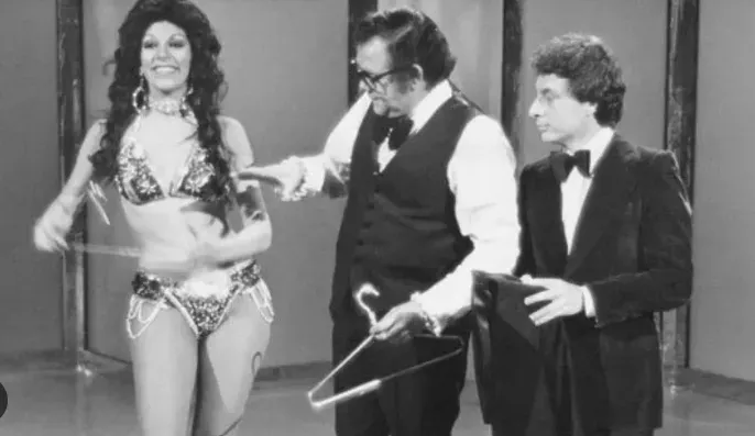 La bailarina y actriz fue parte de uno de los programas que marcaron época en la televisión mexicana. Imagen: Sin Embargo.