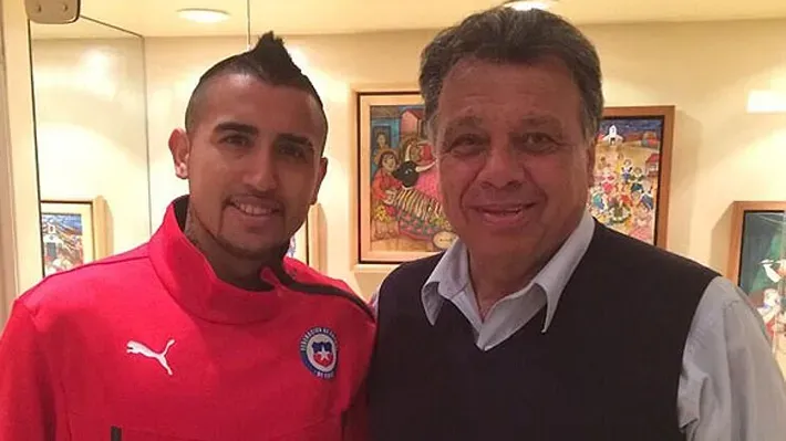 Vidal junto a Elías Figueroa