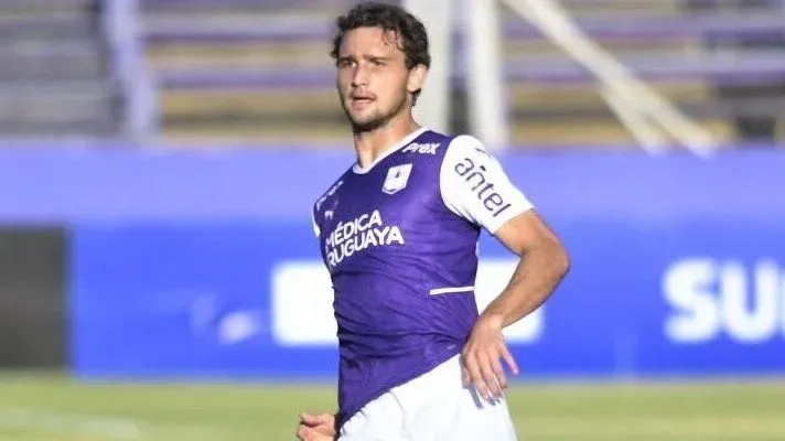 Twitter: @Juanbalbi9