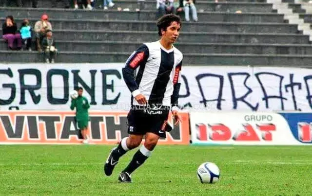 Jean Pierre Archimbaud jugando en las menores de Alianza Lima. (Foto: Difusión).