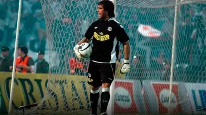 Claudio Bravo en Colo Colo, año 2006 – Archivo