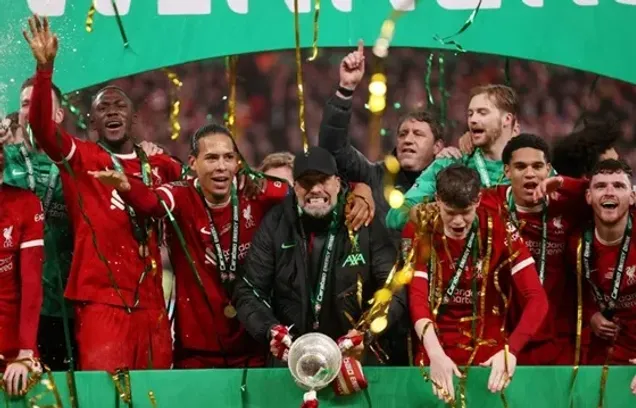 Klopp, comerando vitória do Liverpool, que conquistou a Copa da Liga Inglesa ao vencer o Chelsea por 1 x 0. Foto:  Julian Finney/Getty Images