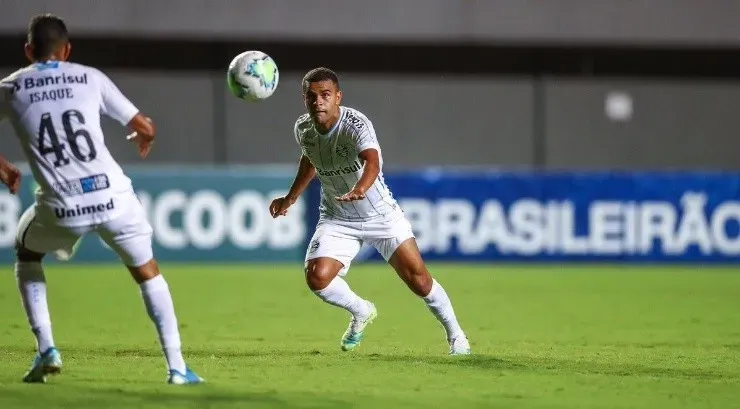 Alisson deve ficar mais algumas semanas de fora – Foto: Lucas Uebel/Grêmio.