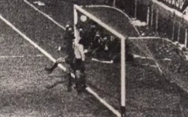 La polémica se tomó la final de la Libertadores entre Colo Colo e Independiente en 1973.