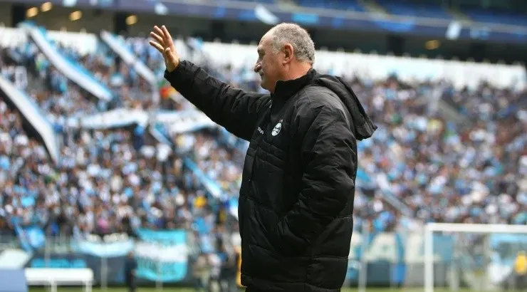 Treinador já venceu a competição por ambos os clubes – Foto: Lucas Uebel/Grêmio.