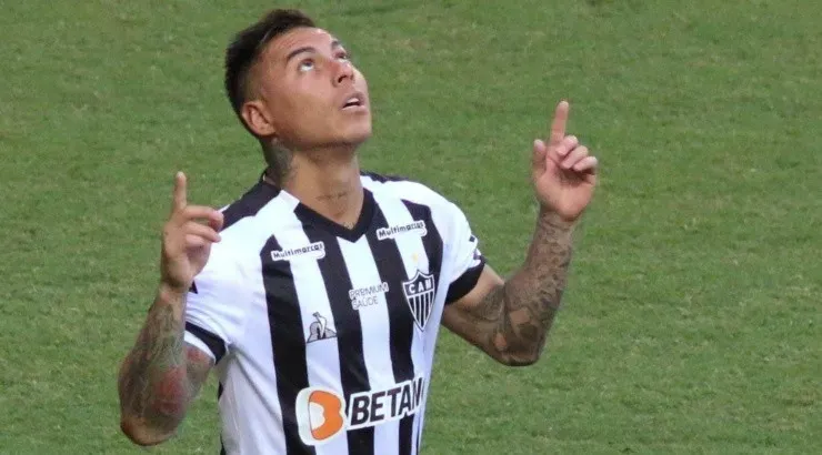 Foto: Fernando Moreno/AGIF – Vargas foi oferecido ao Corinthians.