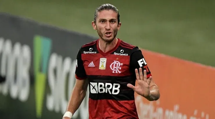 Foto: Thiago Ribeiro/AGIF – Filipe Luís pode ser comentarista da Globo na Copa.