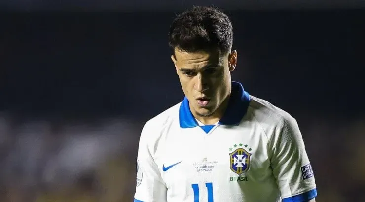 Foto: Thomás Santos/AGIF – Coutinho pode voltar ao Brasil.