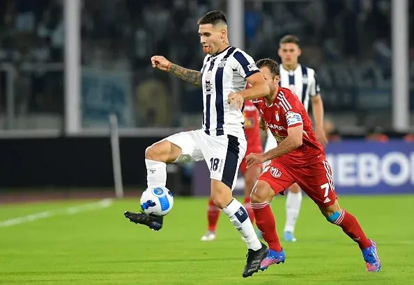 Foto: Hernan Cortez/Getty Images – Rodrigo Villagra deve deixar o Talleres
