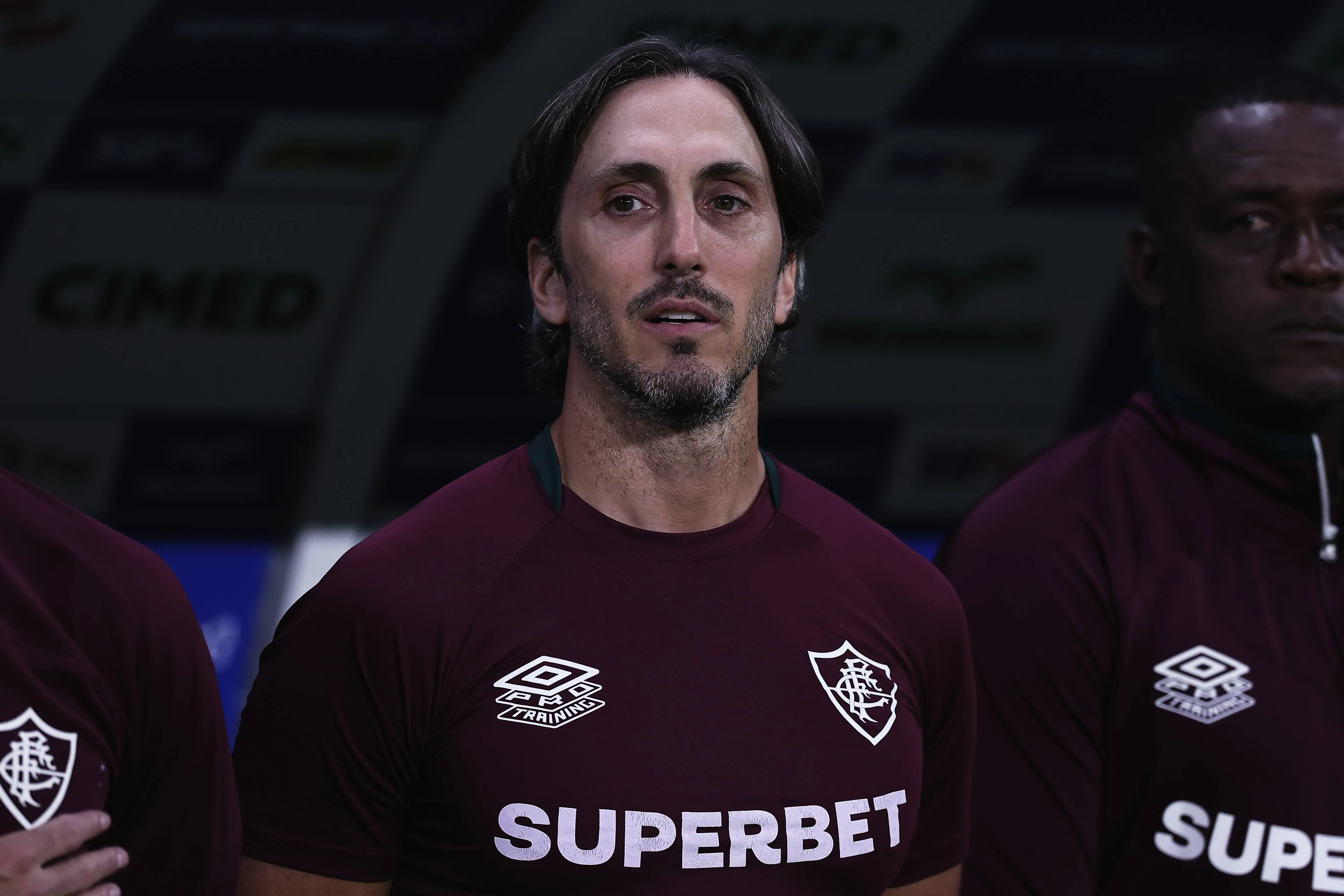 SP – SAO PAULO – 22/11/2025 – BRASILEIRO A 2025, PALMEIRAS X FLUMINENSE – Luis Zubeldia tecnico do Fluminense durante partida contra o Palmeiras no estadio Arena Allianz Parque pelo campeonato Brasileiro A 2025. Foto: Ettore Chiereguini/AGIF