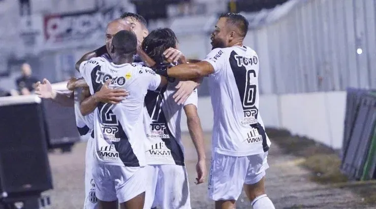 Ponte Preta venceu o Corinthians por 2 a 1 nesta quinta-feira (30)