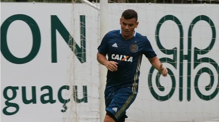 Ruy foi elogiado por Eduardo Barroca ao longo de sua entrevista coletiva