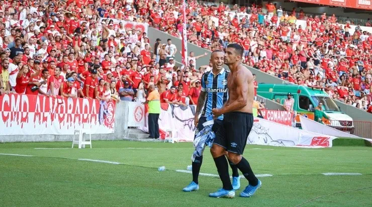 Diego Souza: decisivo no Gre-Nal (Foto: Lucas Uebel/Grêmio/Divulgação)