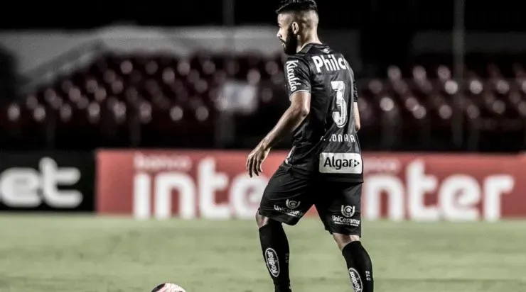 Lateral vive grande fase no Santos. – Foto: Ivan Storti/Santos FC.